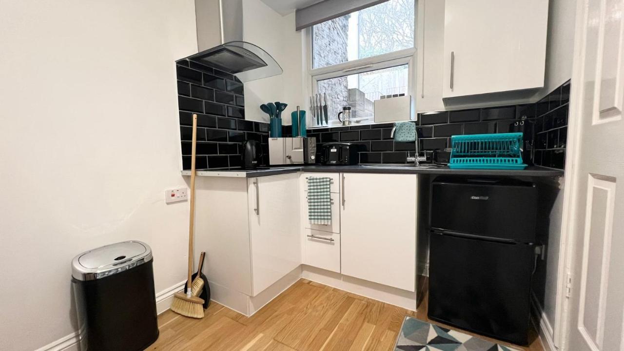 شقة بلمستيد  في Cosy Private Studio In London المظهر الخارجي الصورة