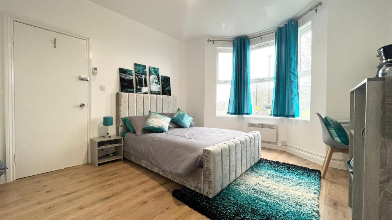 شقة بلمستيد  في Cosy Private Studio In London المظهر الخارجي الصورة